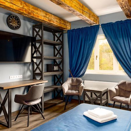 Karlovy Charme Inn By Rentez Karlovy Vary Bagian luar foto