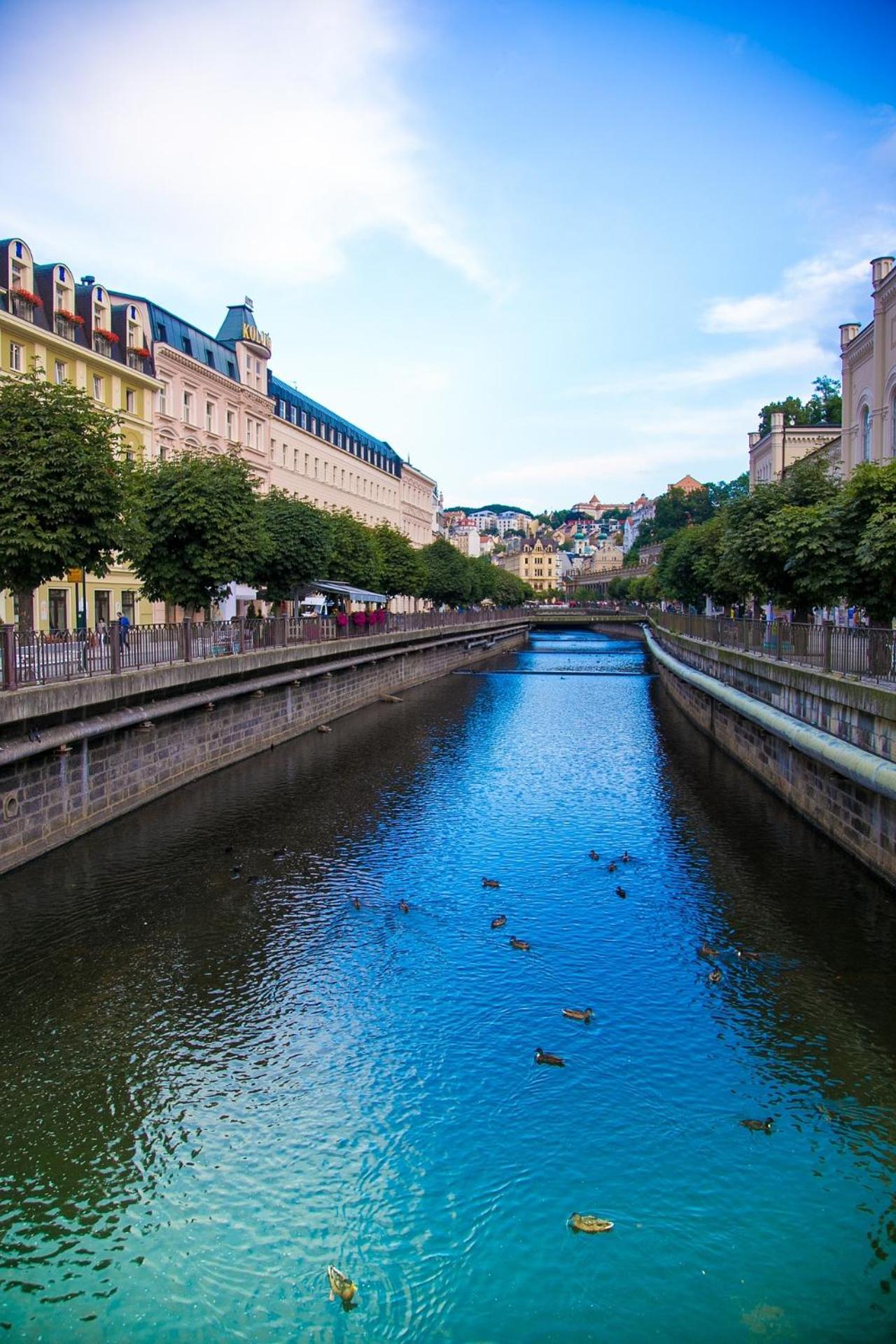 Karlovy Charme Inn By Rentez Karlovy Vary Bagian luar foto